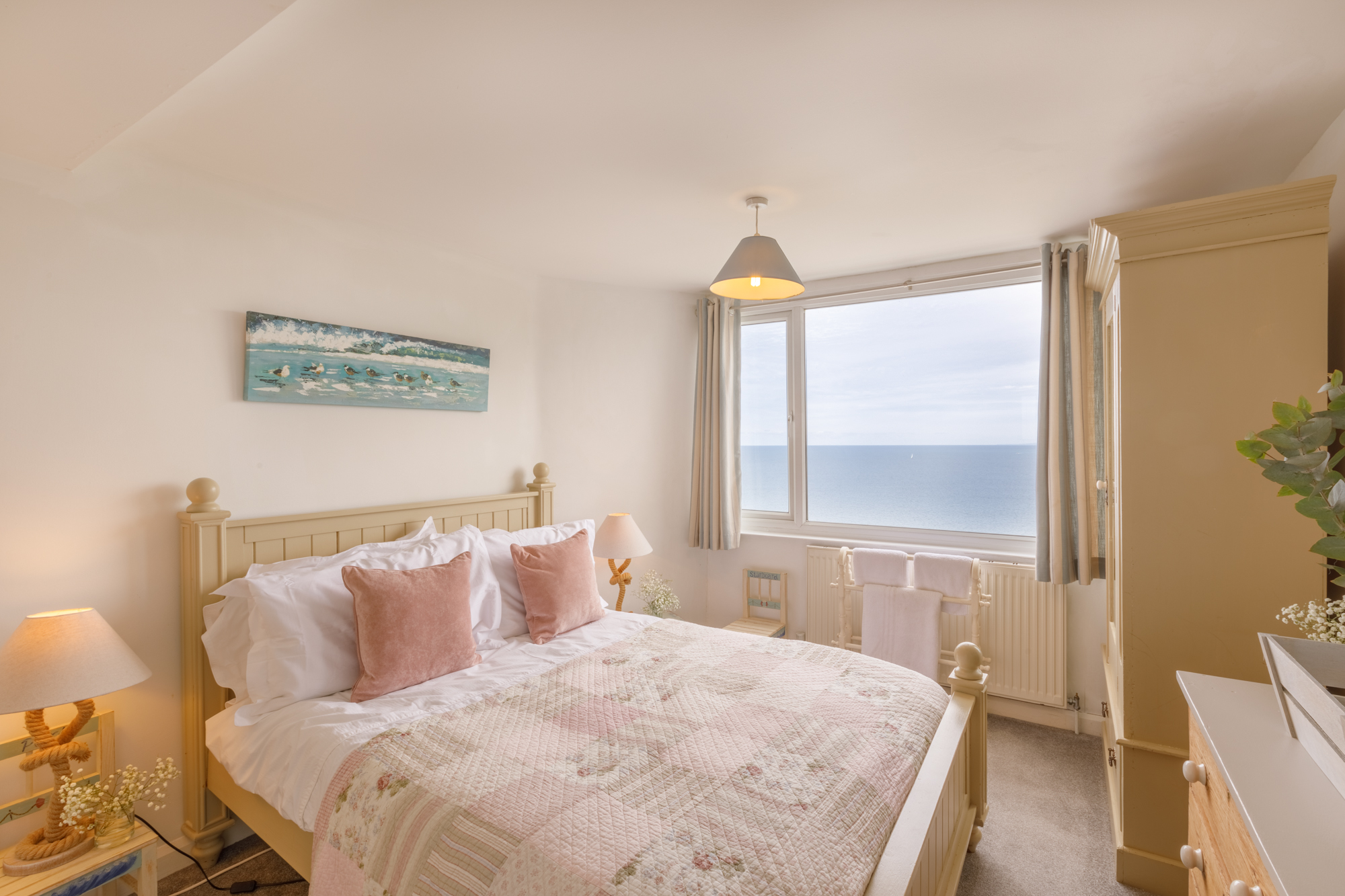 Calm bedroom with sea view